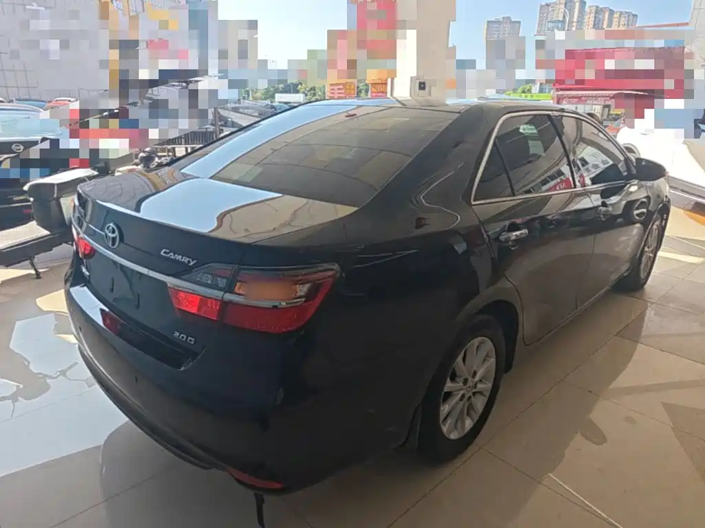 Toyota Camry — миниатюра 7