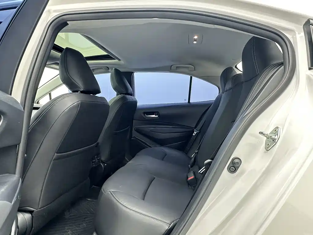 Toyota Corolla — миниатюра 5