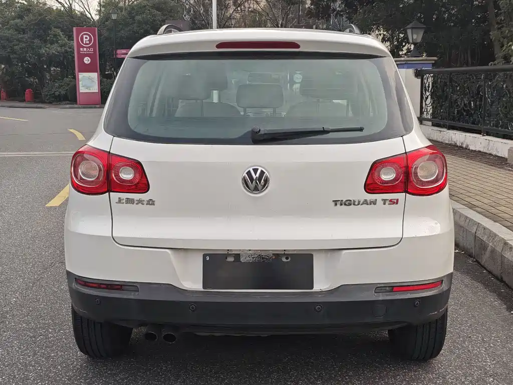 Volkswagen Tiguan 2012 1.8TSI AT