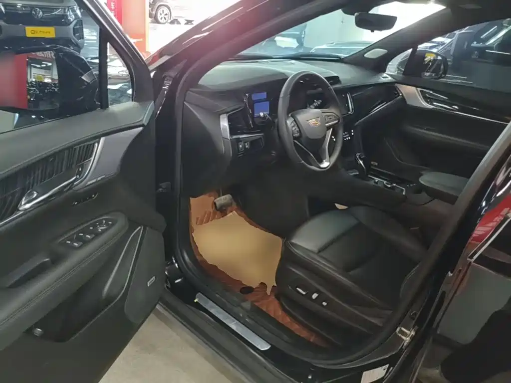 Cadillac XT6 — миниатюра 16