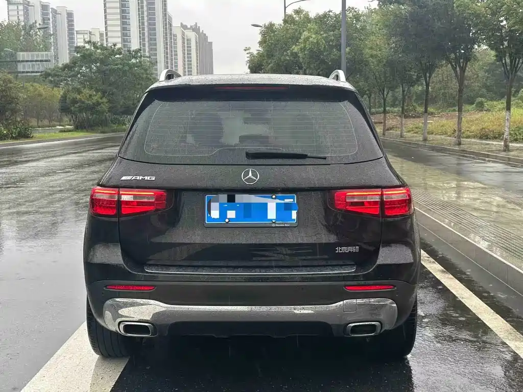 Mercedes-Benz GLB — миниатюра 9
