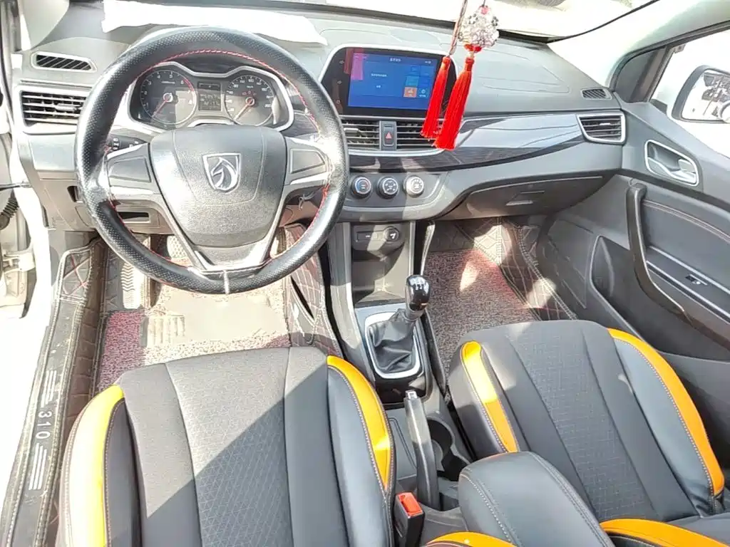 Baojun 310 — миниатюра 10