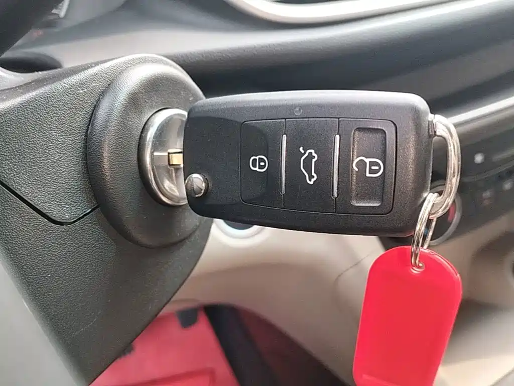 Buick Excelle — миниатюра 9