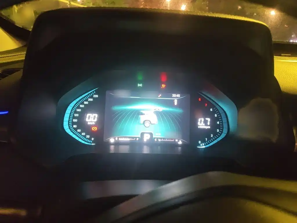 Chery Tiggo 8 — миниатюра 4