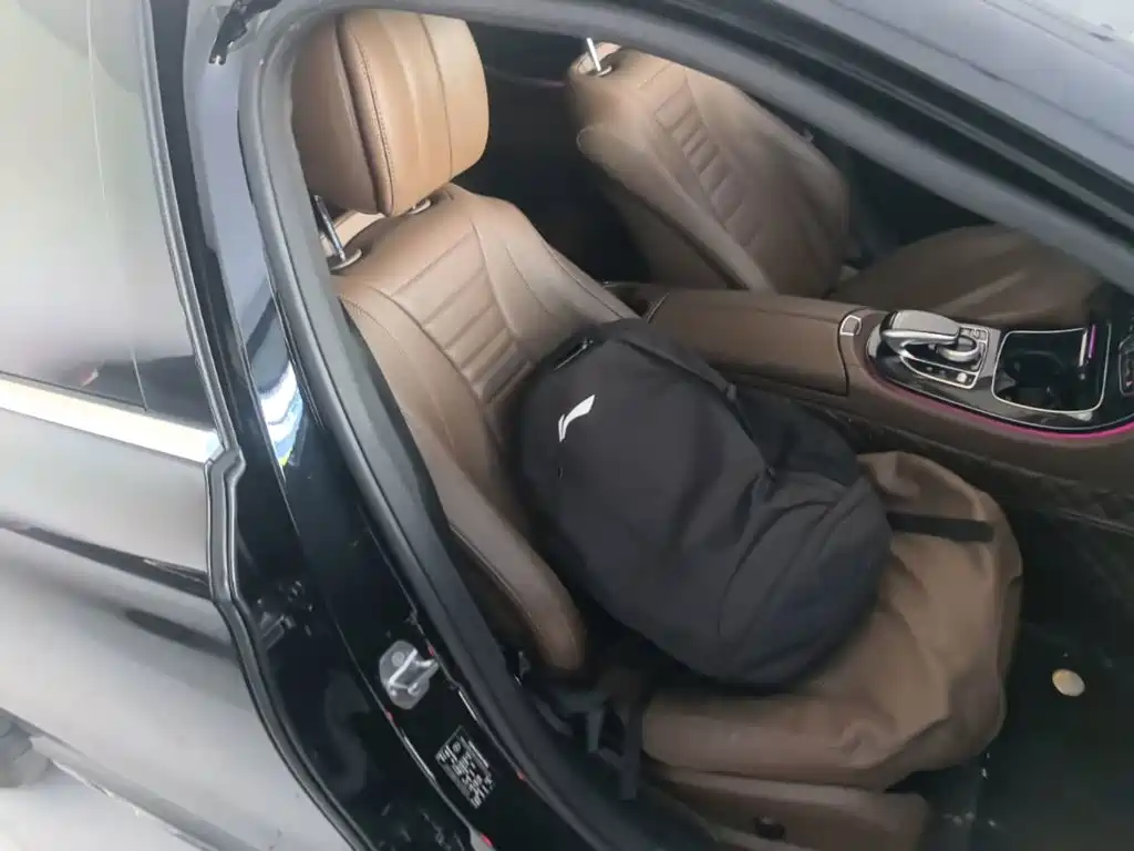 Mercedes-Benz E-Class — миниатюра 25