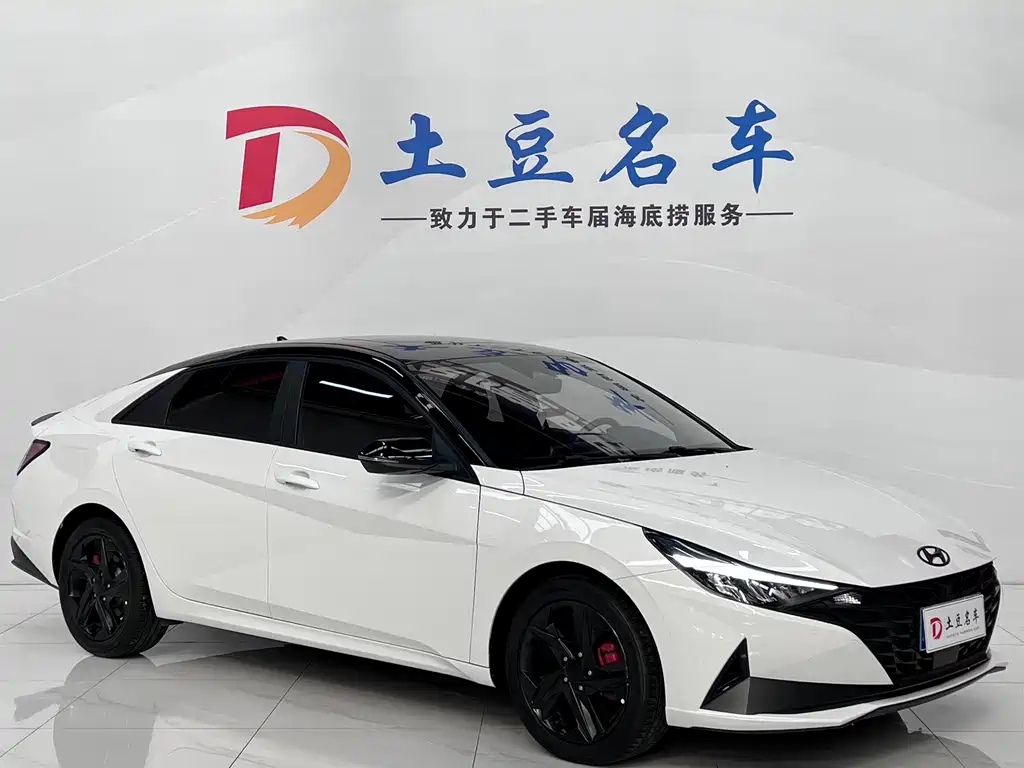 Hyundai Elantra — миниатюра 3