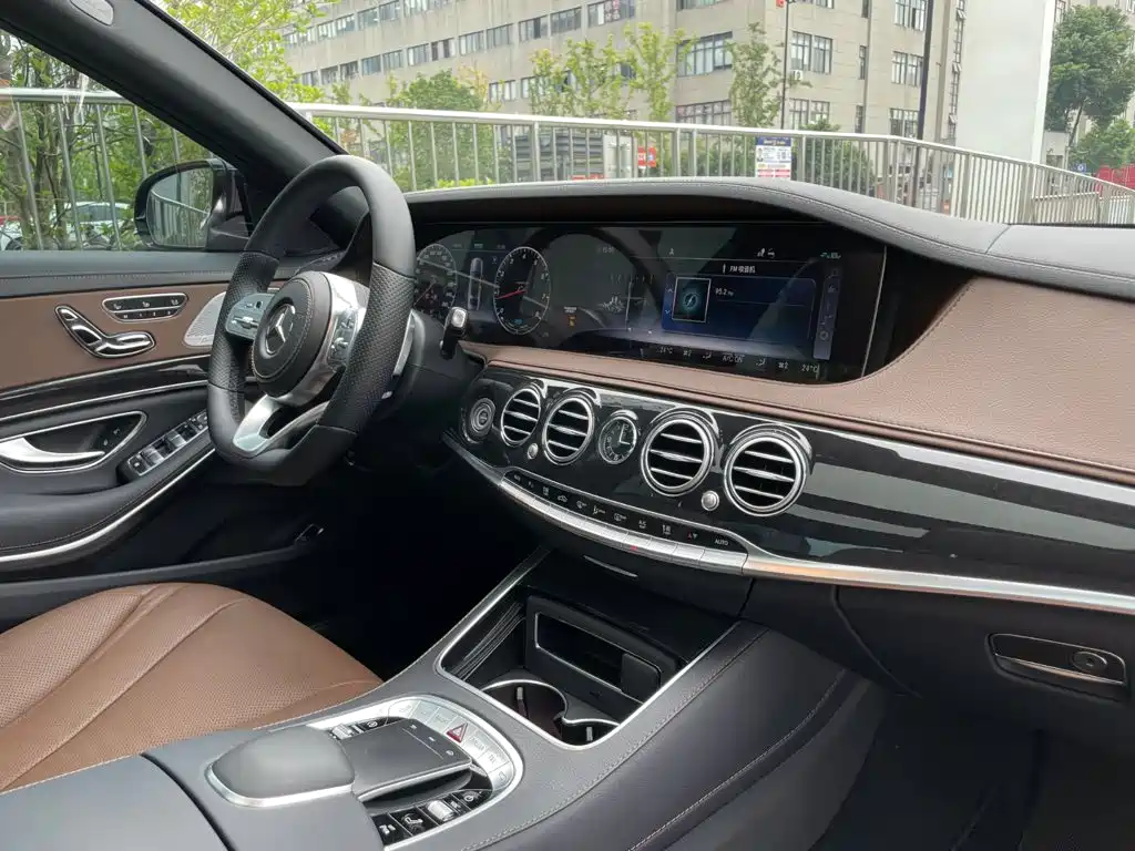 Mercedes-Benz S-Class — миниатюра 23