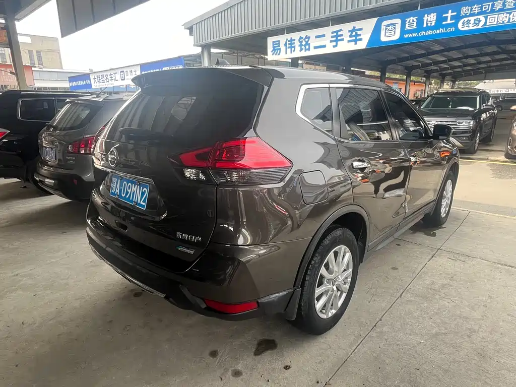 NISSAN QIJUN