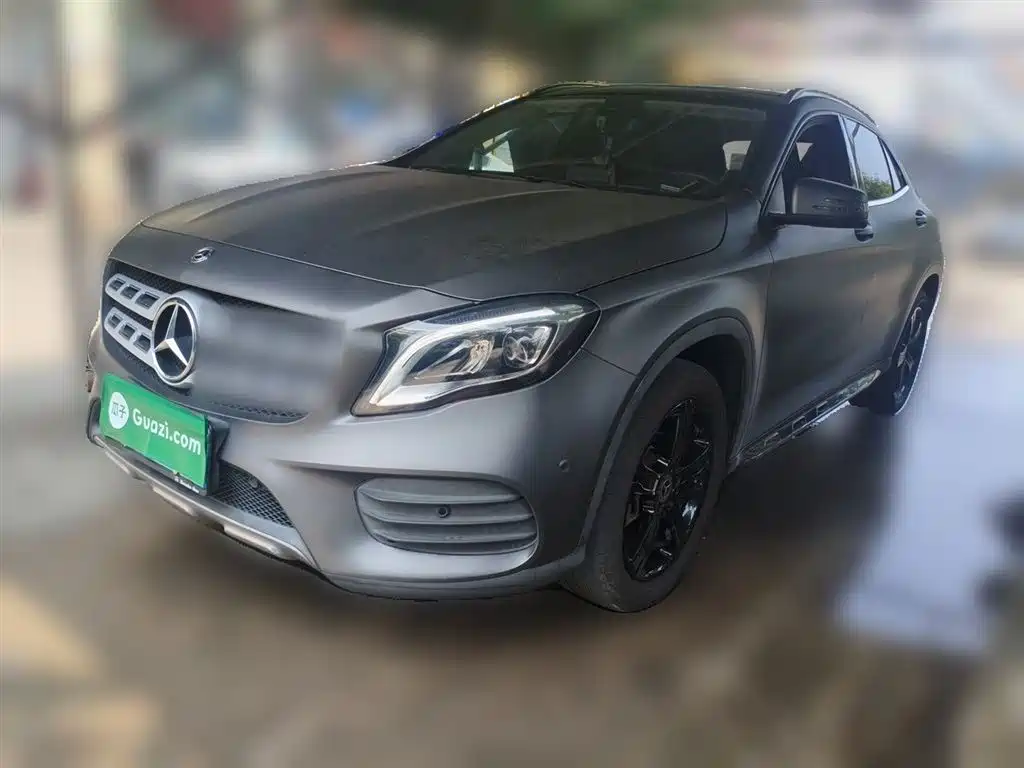 Mercedes-Benz GLA 2020