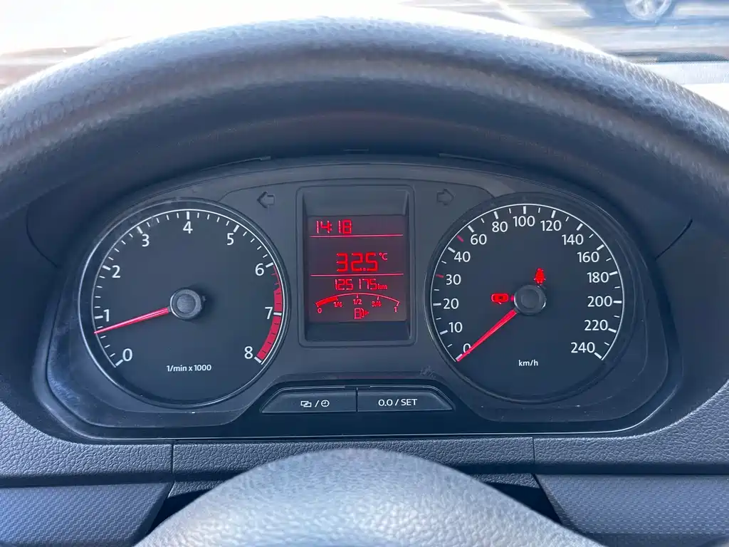 Volkswagen Jetta — миниатюра 15