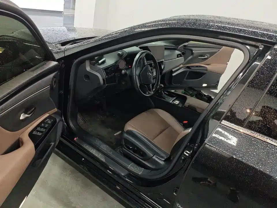 Lexus ES — миниатюра 4