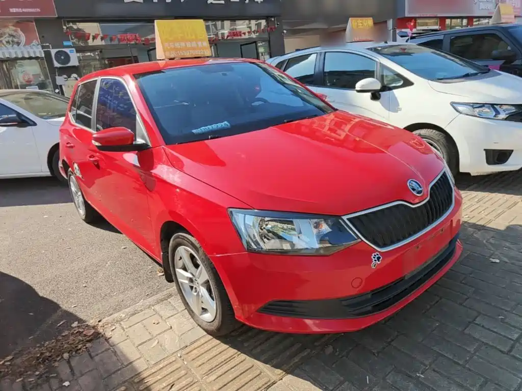 Skoda Fabia — миниатюра 4