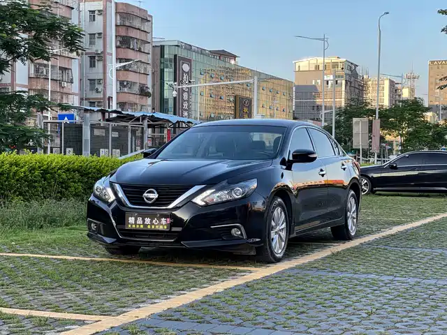 NISSAN TEANA 2018
