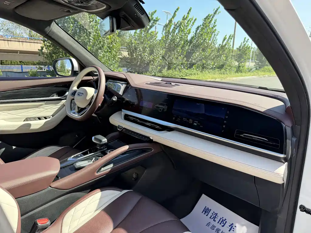 Geely Xingyue L — миниатюра 9