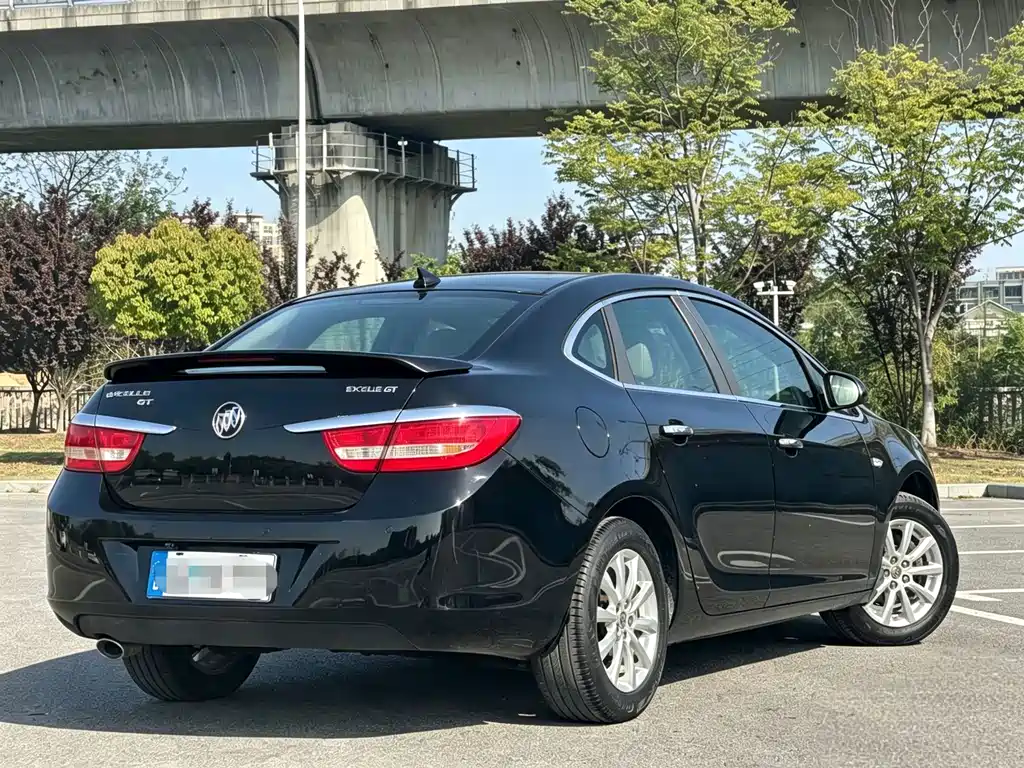 Buick Excelle — миниатюра 7