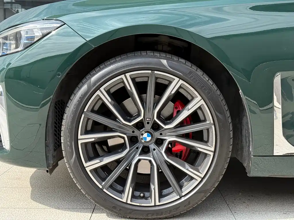 BMW 7 Series — миниатюра 18