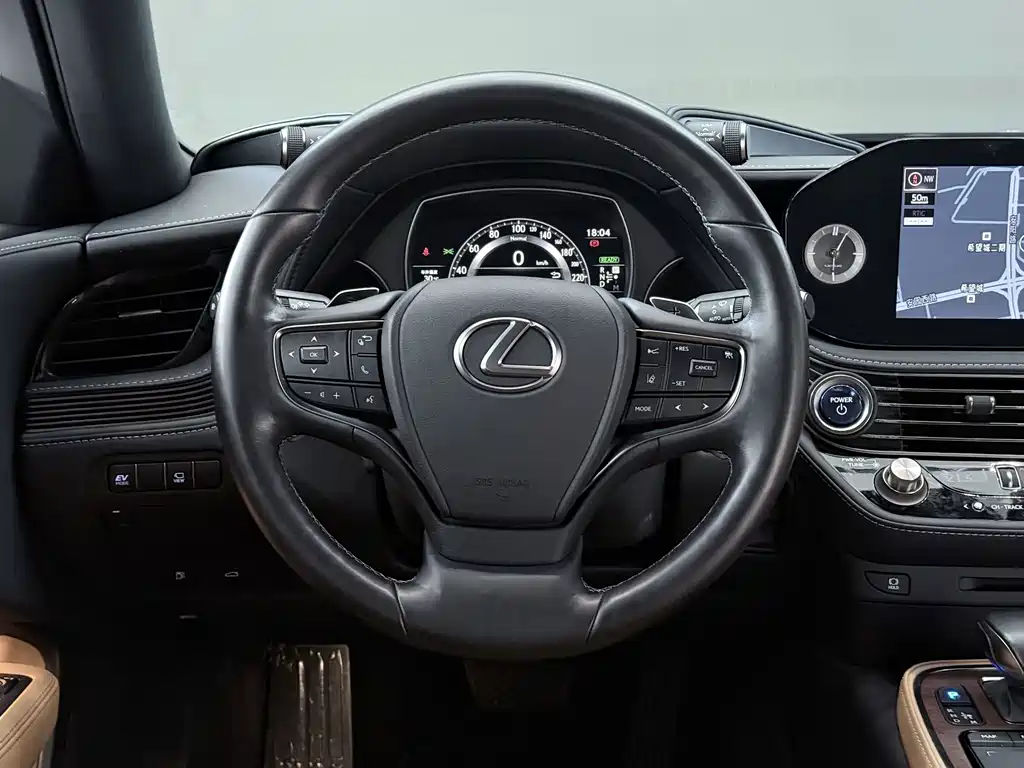 Lexus LS — миниатюра 14