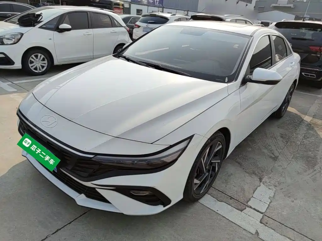 Hyundai Elantra — миниатюра 2