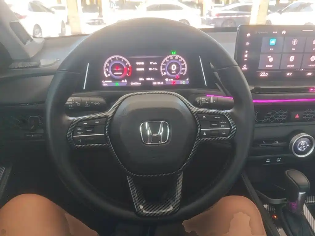 Honda Accord — миниатюра 11