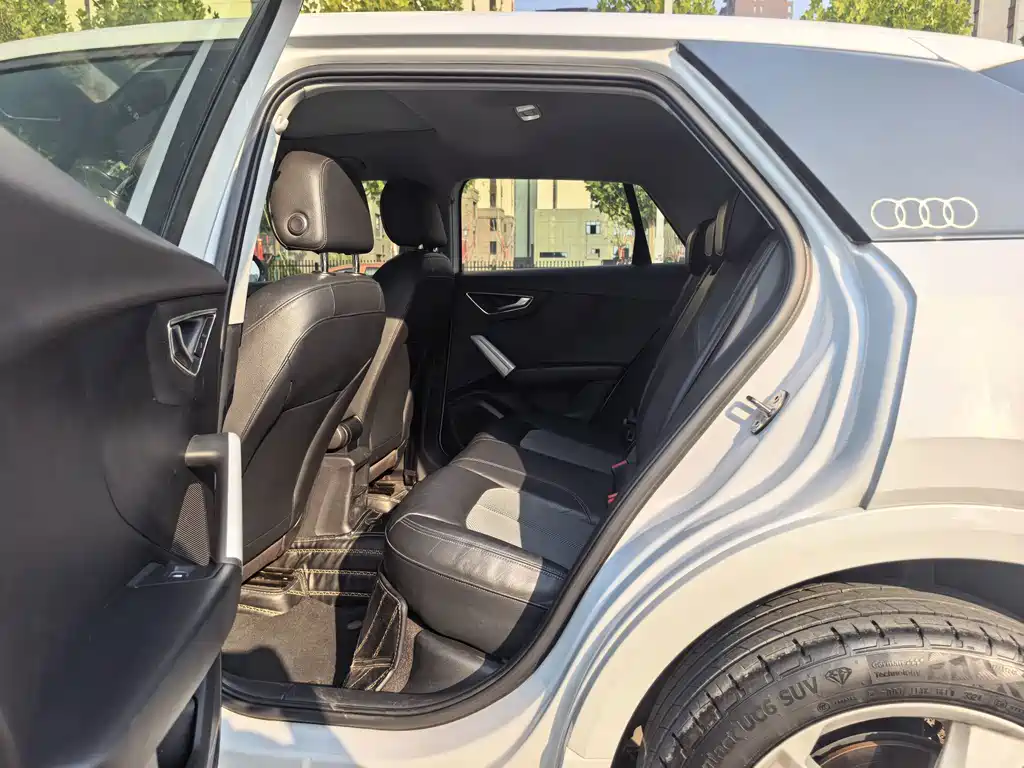 Audi Q2L — миниатюра 5