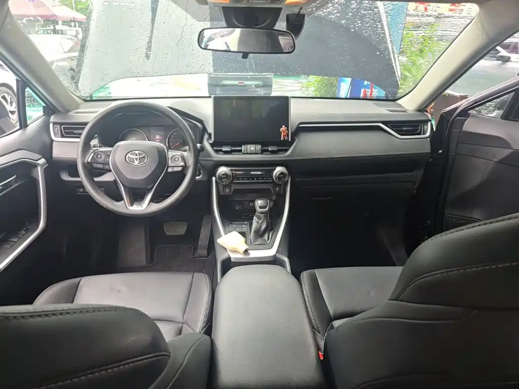 Toyota Wildlander — миниатюра 10