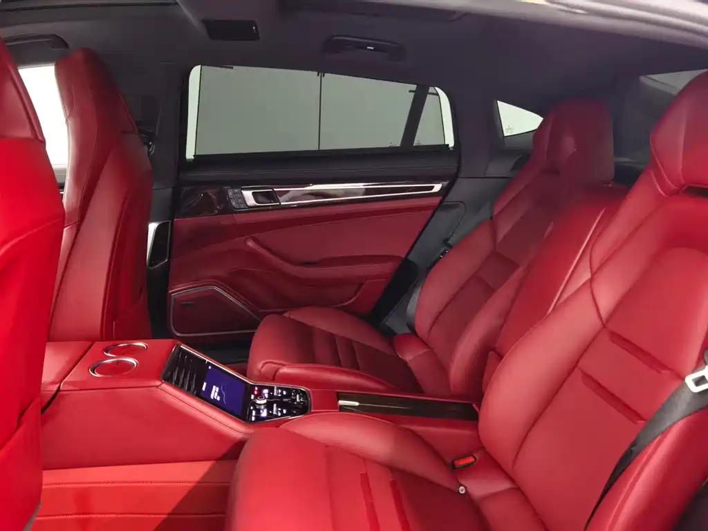 Porsche Panamera Hybrid — миниатюра 13