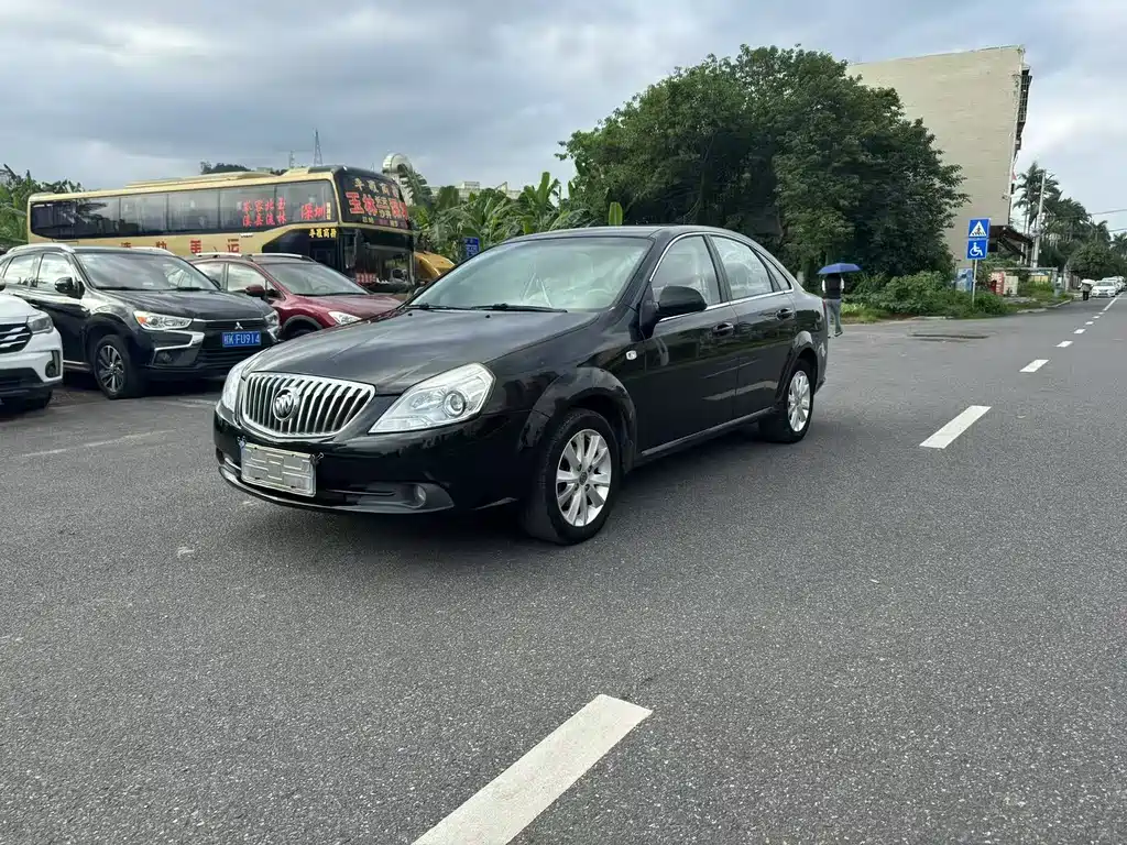 Buick Excelle 2013