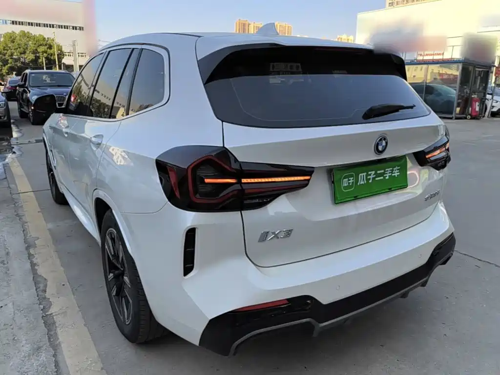 BMW iX3 — миниатюра 5