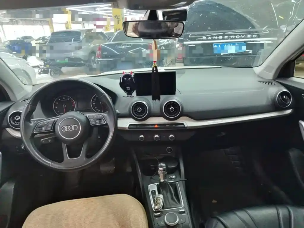 Audi Q2L — миниатюра 10