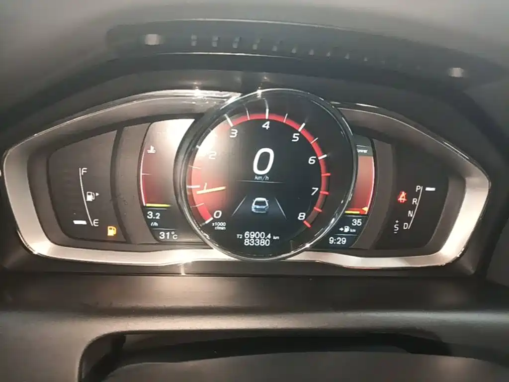 Volvo XC60 — миниатюра 12