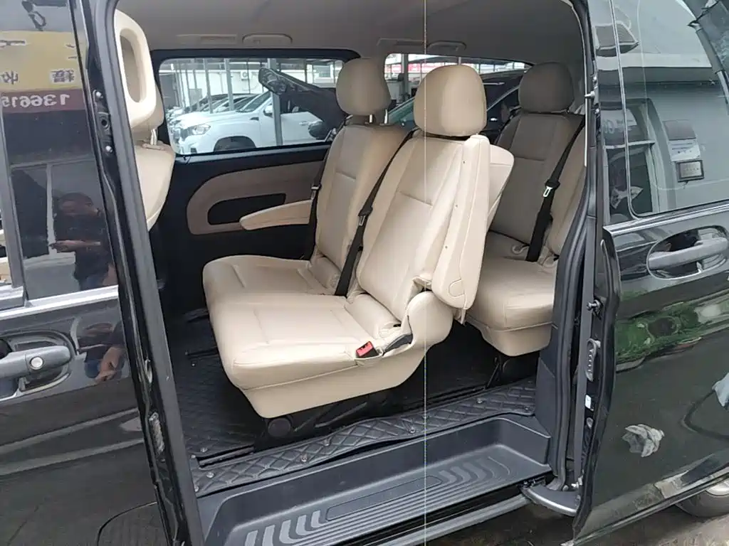 Mercedes-Benz Vito — миниатюра 17