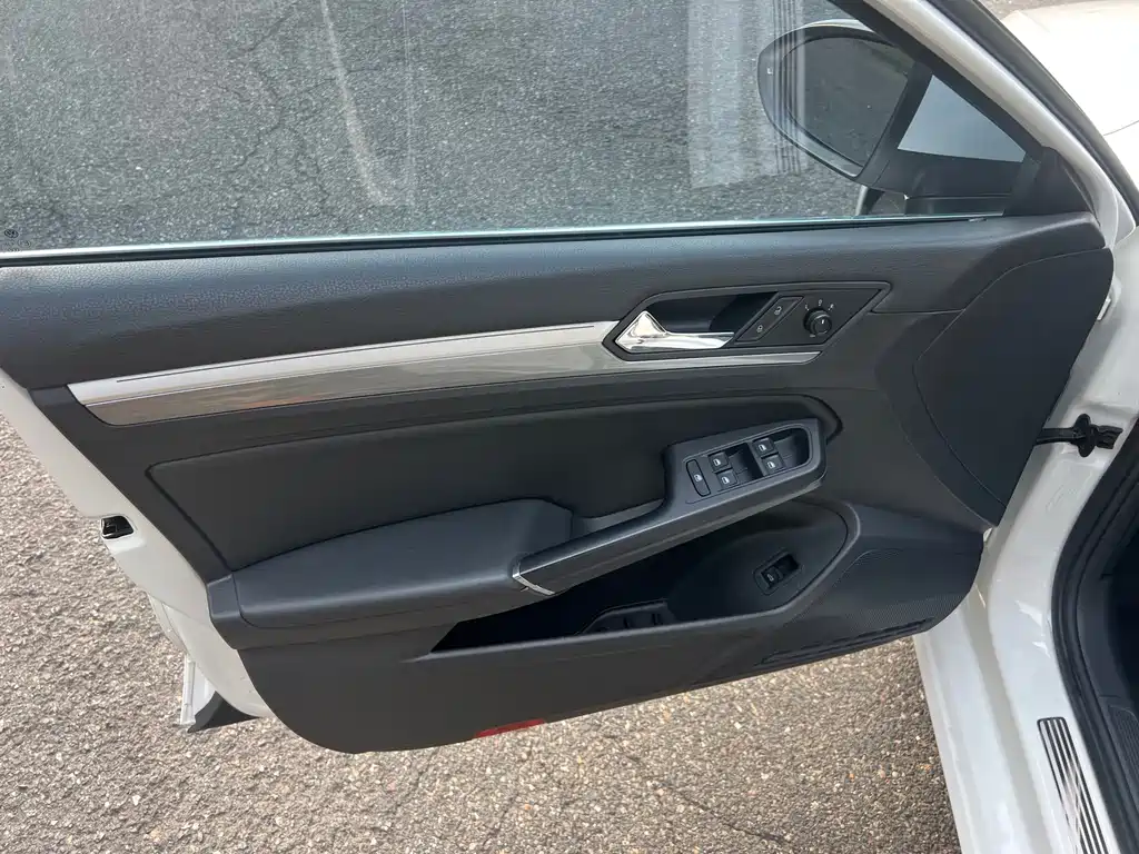 Volkswagen Lamando — миниатюра 12