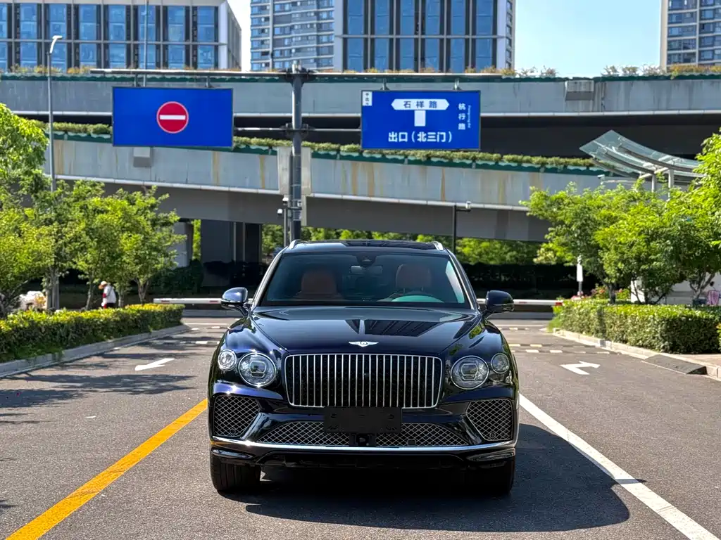 Bentley Bentayga 2025