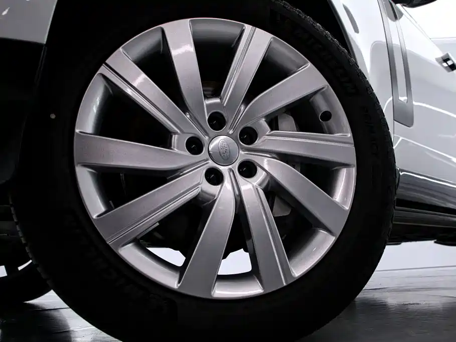 Land Rover Range Rover — миниатюра 19
