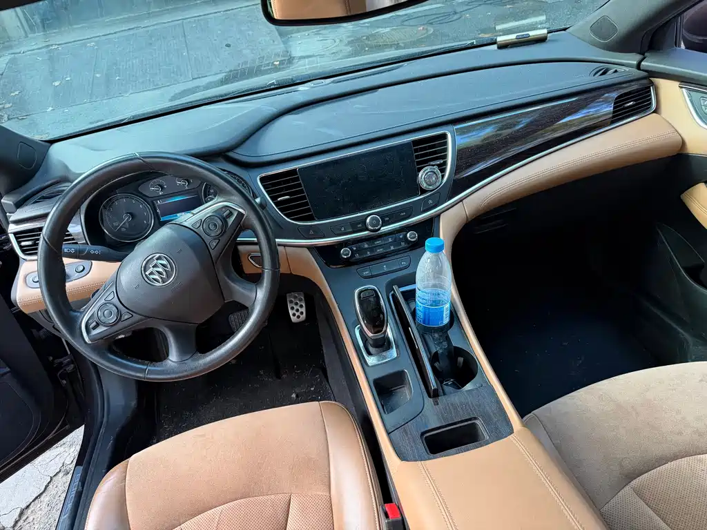 Buick LaCrosse — миниатюра 8