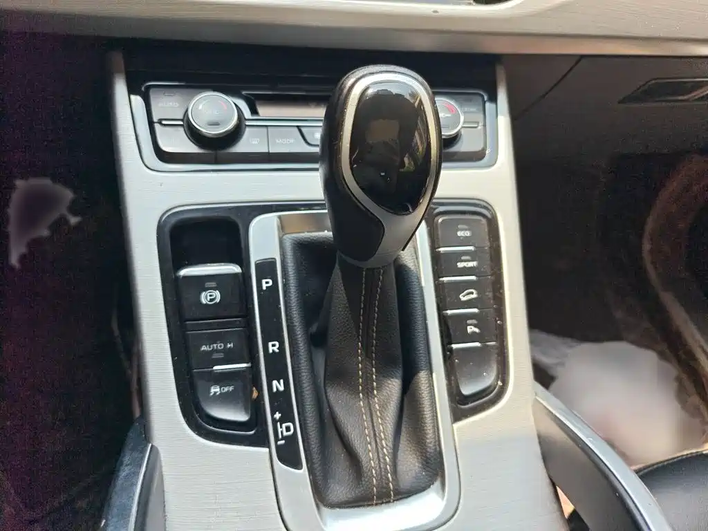 Geely Boyue — миниатюра 7