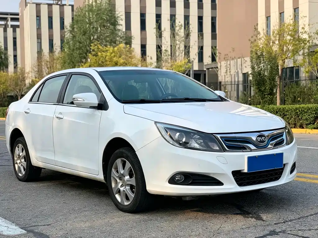 BYD e5 — миниатюра 3