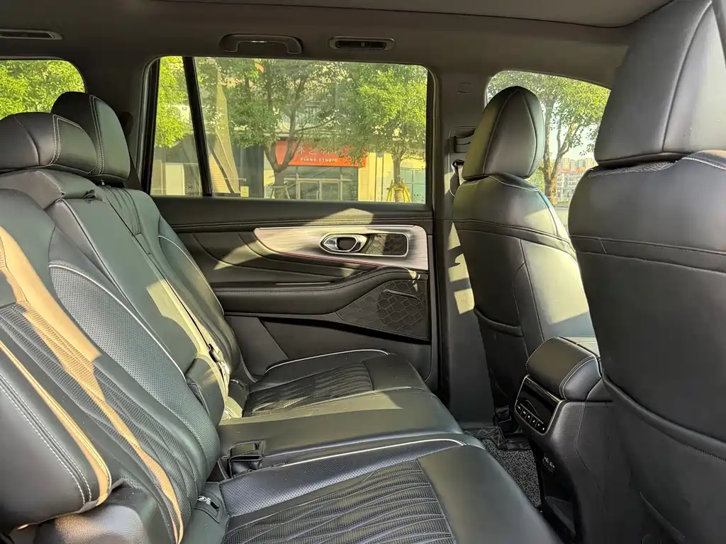 GAC Motor Trumpchi GS8 — миниатюра 10