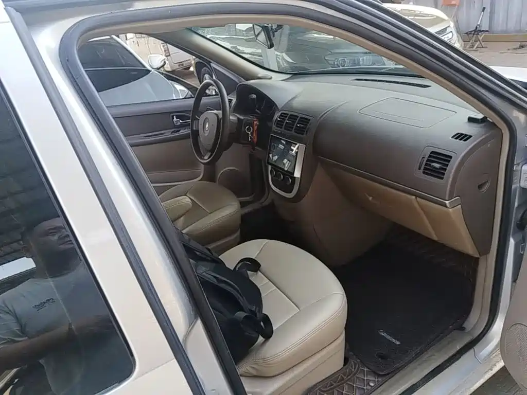 Buick GL8 — миниатюра 9