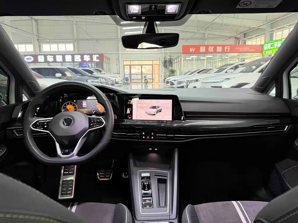 Volkswagen Golf — миниатюра 14