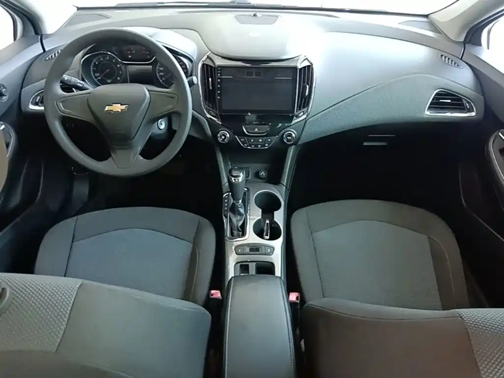 Chevrolet Cruze — миниатюра 10