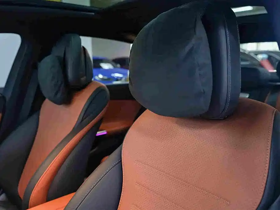 Mercedes-Benz C-Class — миниатюра 8