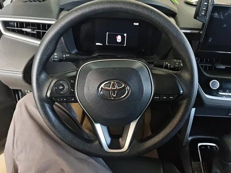 Toyota Frontlander — миниатюра 15