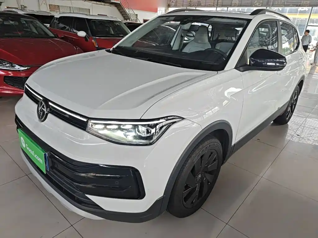 Volkswagen Tharu — миниатюра 2