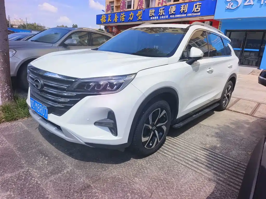 GAC Motor Trumpchi GS5