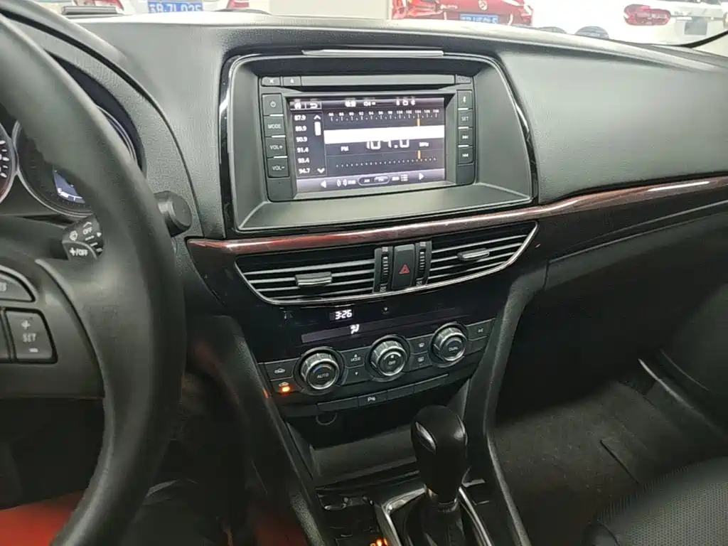 Mazda Atenza — миниатюра 13