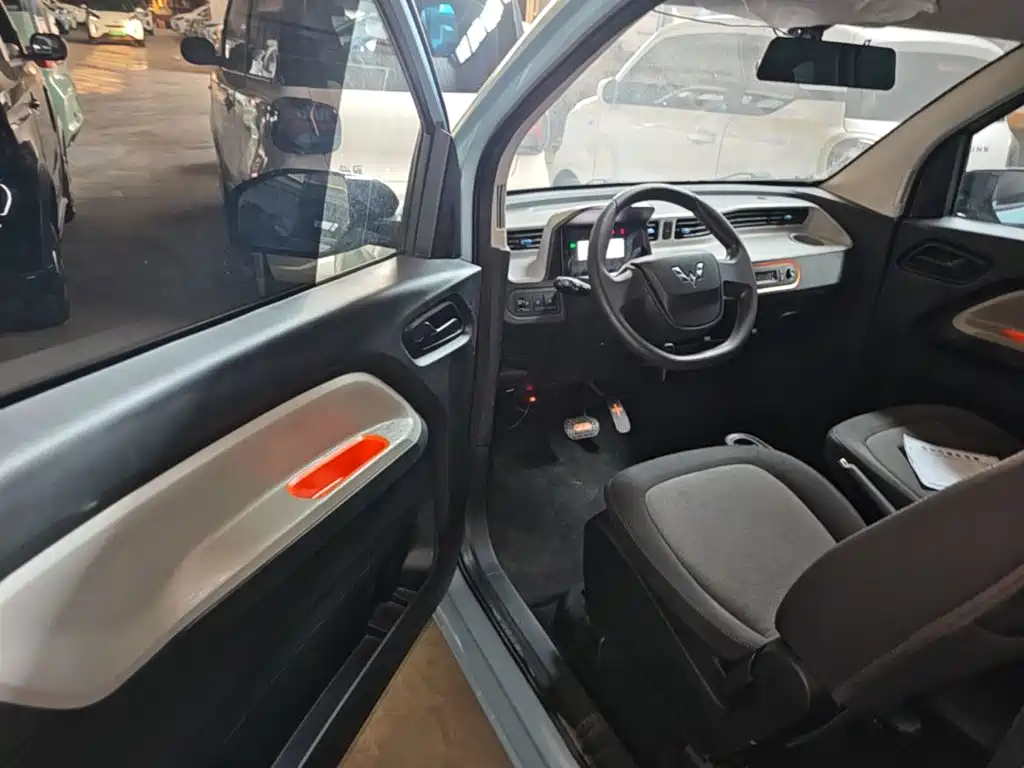 Wuling MINIEV — миниатюра 16