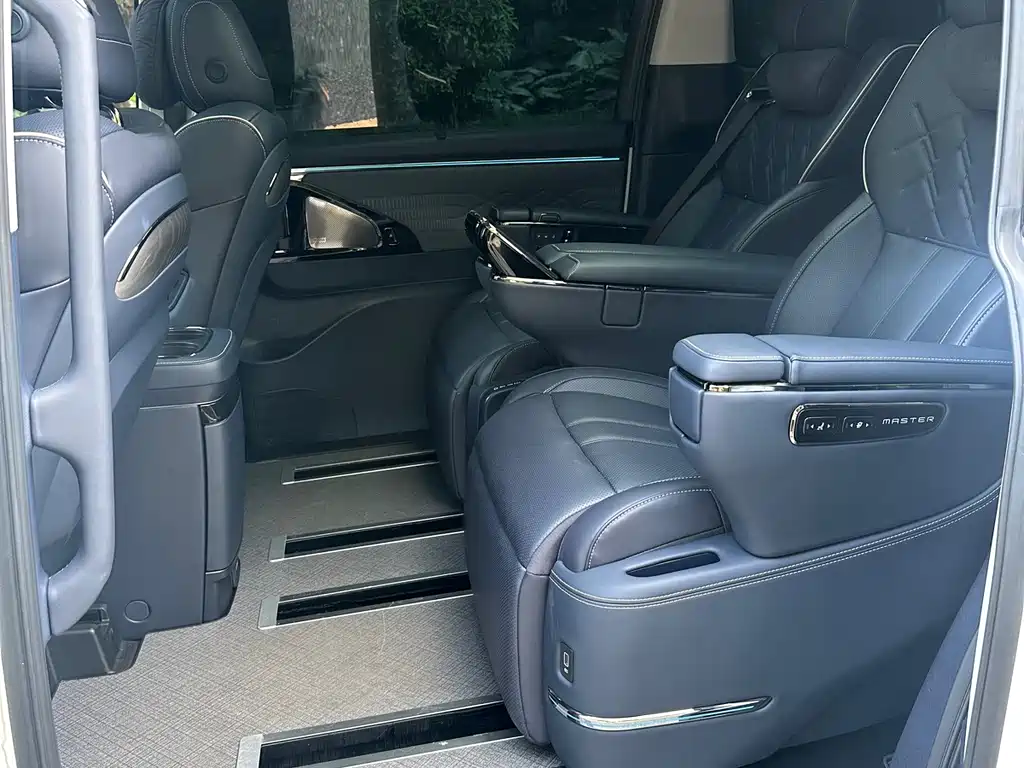 GAC Motor Trumpchi Xiangwang M8 — миниатюра 5