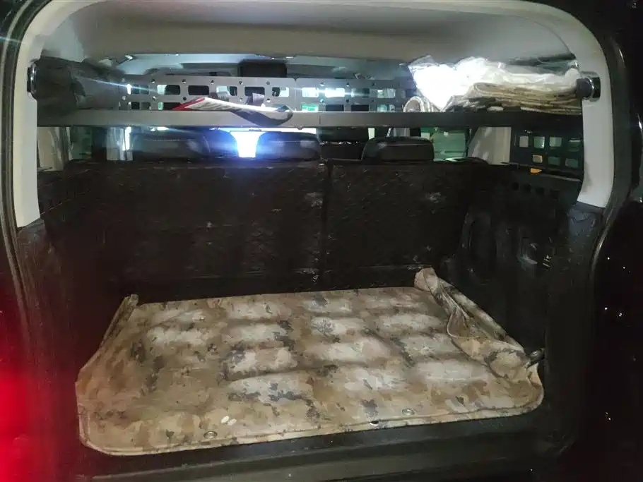 TANK TANK 300 NEW ENERGY