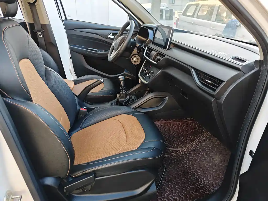 Wuling Hongguang S3 — миниатюра 6